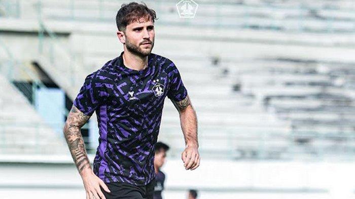 Tekad Kuat Membara Telmo Castanheira untuk Menang, Siap Jadi Pembeda di Lini Tengah Persik Kediri