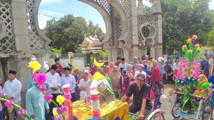 Tradisi endhog-endhogan Banyuwangi.