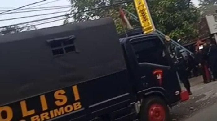 Insiden Mencekam di Bangkalan, Brimob Polda Jatim Diterjunkan Redam Situasi di Desa Tanah Merah Laok