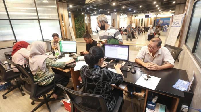 Wali Kota Surabaya Eri Cahyadi SAKIP “AA” Jakarta