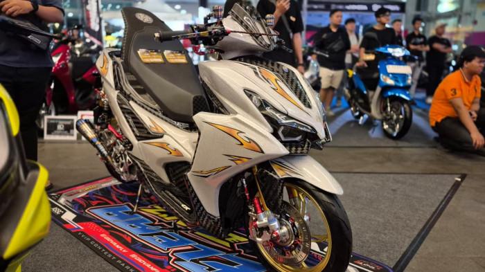 MODIFIKASI - Yamaha Aerox yang ada di event