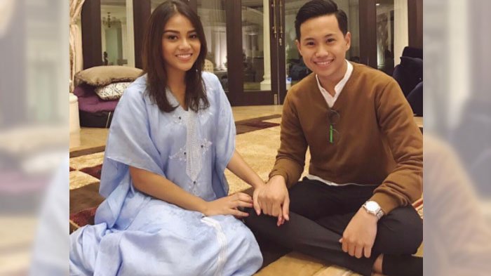 Pacar Pamerin Foto Aurel Hermansyah Lagi Ibadah, Netizen Malah Nyinyir Lihat Tempat Shalatnya