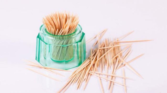 Ilustrasi tusuk gigi