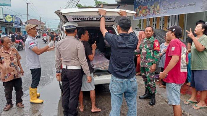 Kecelakaan Maut di Tulungagung, Tabrakan Yamaha Mio dan Honda Beat Saat Hujan Tewaskan Satu Orang