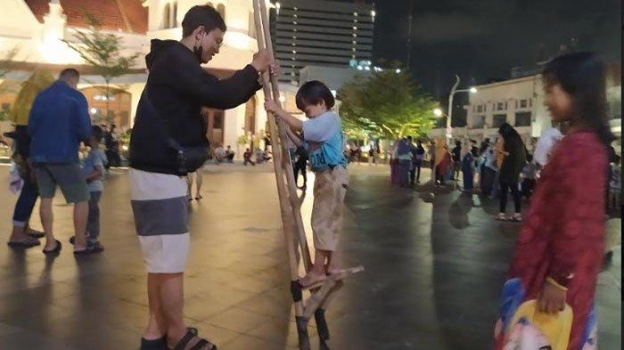 Kenalkan Permainan Tradisional, Komunitas Kampoeng Dolanan Ajak Anak-anak Bermain di Luar Ruangan