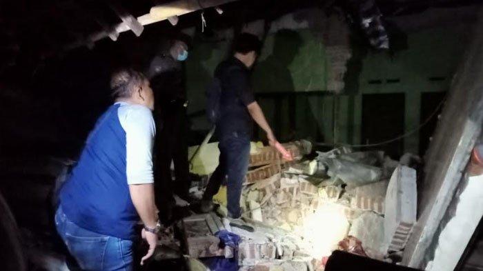 Pondasi Kurang Kuat, Lantai 2 Rumah Warga di Tulungagung Runtuh, Pemilik Tewas Tertimpa saat Tidur