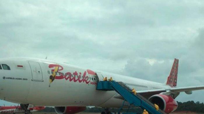 Batik Air (kode penerbangan ID) member of Lion Air Group melaporkan, terkait tentang layanan penerbangan bernomor ID-8619 “misi kemanusiaan” rute Bandar Udara Internasional Tianhe Wuhan di Distrik Huangpi, 26 kilometer utara dari pusat kota Wuhan, Provinsi Hubei, Republik Rakyat Tiongkok (WUH) tujuan Indonesia melalui Bandar Udara Internasional Hang Nadim, Batam, Kepulauan Riau (BTH), sudah dioperasikan sesuai prosedur dan sukses. 