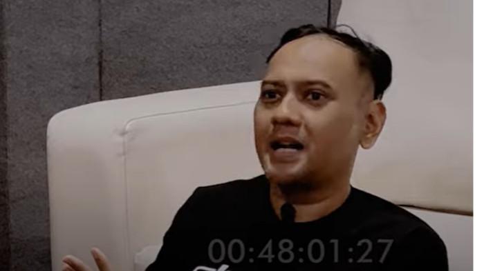 HEMBUSKAN NAFAS TERAKHIR - vokalis Band Element Lucky Widja meninggal dunia pada Minggu, (25/1/2026).