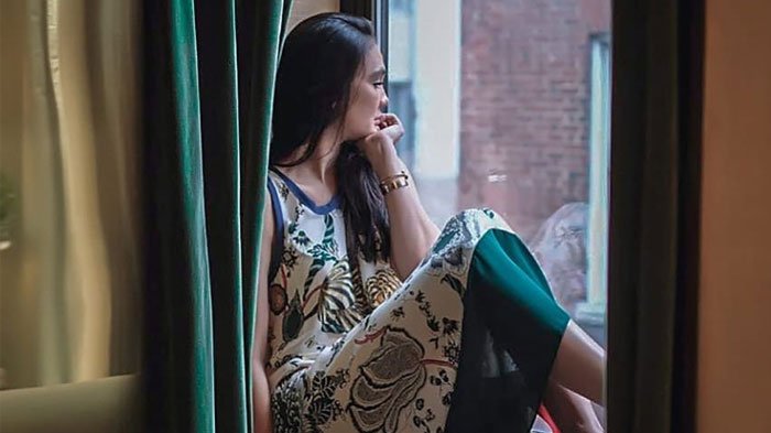 Luna Maya Sering Beri Nasihat Pernikahan ke Para Sahabat Meski Belum Pernah Menjalaninya