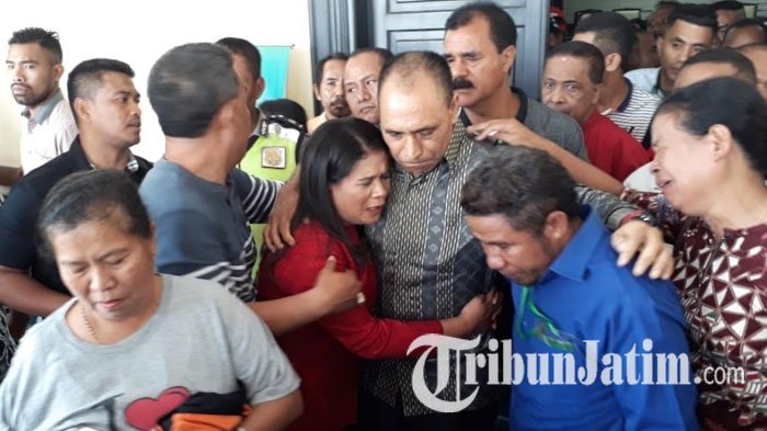 Bupati Ngada Nonaktif, Marianus Sae Terus Menunduk ketika Majelis Hakim Bongkar Modus Korupsinya