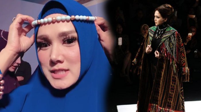 Mengintip Perbedaan Gaya Mulan Jameela dan Maia Estianty saat Catwalk di JFW 2019, Suka yang Mana?