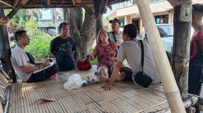 Sosok Pedagang Pasar NTB Kehilangan Rp90 Juta usai Ditepuk 2 Wanita, Kalung dan Cincin Ikut Ludes