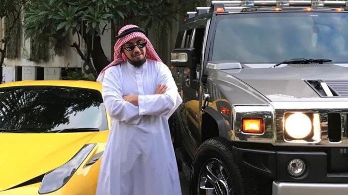 Isi Rumah Sunan Kalijaga yang Jarang Terekspos, Garasi Mobil Buat Kagum & Mewah, Hotman Paris Kalah?