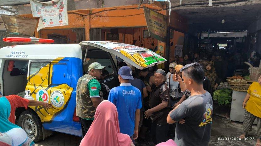 Nasib Pedagang Bakso di Jember, Mendadak Ambruk saat Belanja di Pasar Kencong, Meninggal dunia
