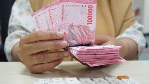 Akhirnya-Pensiunan-Guru-yang-Habiskan-Tabungan-Siswa-Rp-343-Juta-Jual-Aset-Wali-Murid-Cuma-Janji.jpg