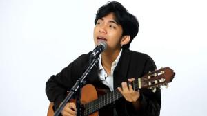 Aku-Jeje-Lihat-Kebunku-Taman-Bunga.jpg