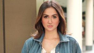 Alasan-Tengku-Dewi-Putri-Viralkan-Perselingkuhan-Suami-Andrew-Andika-Tega-Banget.jpg