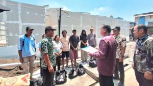 Anggota-Komisi-E-DPRD-Jatim-Rasiyo-dan-Kalaksa-BPBD-Jatim-Gatot-Soebroto-2025.jpg