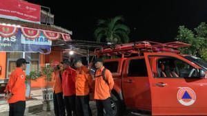BPBD-Nganjuk-menerjunkan-5-personel-membantu-evakuasi-korban-ambruknya-ponpes-Al-Khoziny-Sidoarjo.jpg