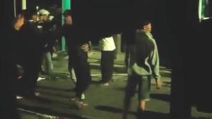 Bentrokan-yang-melibatkan-anggota-perguruan-silat-di-permukiman-warga-Jalan-Jeruk-surabaya.jpg