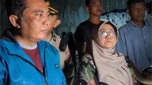 Bupati-Magetan-Nanik-Endang-Rusminiarti-bersama-Analis-Kebijakan.jpg