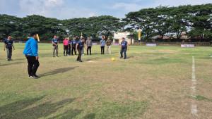 Bupati-Ponorogo-Sugiri-Sancoko-saat-kick-off-Liga-Sepak-Bola-Pelajar.jpg
