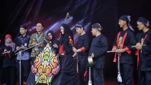 Bupati-Trenggalek-Mochamad-Nur-Arifin-membuka-Festival-Jaranan-Trenggalek.jpg
