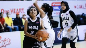 Cindy-Amelia-tampil-luar-biasa-mengantarkan-kemenangan-SMAN-1-Blitar-pada-Honda-DBL-with-KFC-2022.jpg