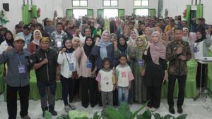 DPR-RI-bersama-BGN-menggelar-sosialisasi-Program-Makan-Bergizi-Gratis-di-banyuwangi.jpg
