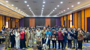 DPRD-Jatim-menggelar-Sosialisasi-Hukum-dan-Pemerintahan.jpg