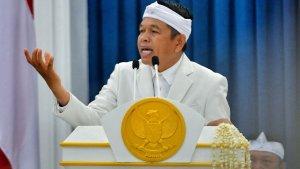 Dedi-Mulyadi-Larang-Siswa-di-Luar-Rumah-Jam-9-Malam-Kecuali-Penting-Orangtua-Wajib-Tahu-Kegiatannya.jpg