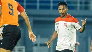 Deltras-FC-menjalani-sesi-latihan-tim-di-Stadion-GDS-jelang-hadapi-Persipura.jpg