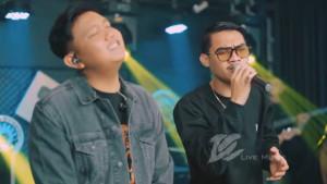 Denny-Caknan-dan-Gilga-Sahid-menyanyikan-lagu-Nemen.jpg