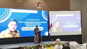 Deputi-Pengembangan-Usaha-Koperasi-Kementerian-Koperasi-Panel-Barus.jpg