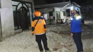 Gempa-57-SR-Guncang-Banyuwangi-10-Gempa-Susulan-Terjadi-hingga-Malam-Hari.jpg