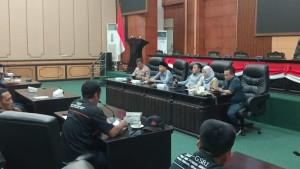 Hearing-Aliansi-Gerakan-Aktivis-Jombang-Peduli-GAS-JP-dengan-anggota.jpg
