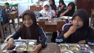 Ilustrasi-MBG-Siswa-SD-di-Purbalingga-MBG-bisa-ditangani-kantin-sekolah.jpg