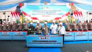 Irwasum-Polri-Komjen-Pol-Dedi-Prasetyo-melaksanakan-groundbreaking-pembangunan-dapur-SPPG-di-malang.jpg