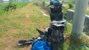 KECELAKAAN-maut-di-JOMBANG-motor-usai-terlibat-kecelakaan-dengan-pickup-di-Jalan-Raya-Pandanwangi.jpg