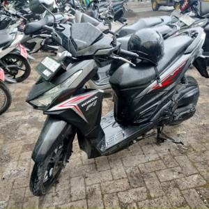 Kendaraan-korban-yang-mengalami-kecelakaan-tunggal-di-jalur-Bromo.jpg