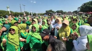 Kepala-Badan-Pangan-Nasional-Bapanas-Arief-Prasetyo-Adi-bersama-pihak-terkait.jpg