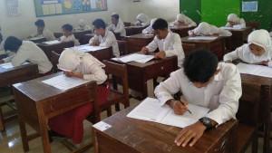 Kepsek-SD-Bantah-Ancam-Wali-Murid-karena-Protes-soal-Beli-LKS-Rp-140-Ribu-Guru-Tidak-Boleh-Dendam.jpg