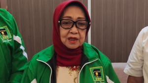 Ketua-DPW-PPP-Jatim-Mundjidah-Wahab-saat-ditemui-awak-media-di-Surabaya-2025.jpg
