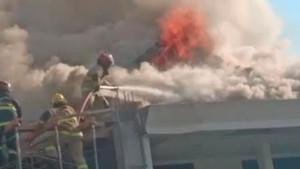Kondisi-bangunan-kawasan-Jalan-Sidosermo-Gang-3-Wonocolo-Surabaya-terbakar.jpg