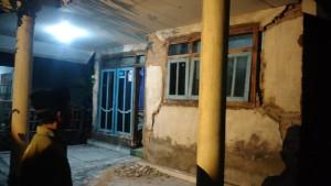 Konsidi-bangunan-rumah-warga-di-Kecamatan-Banyuputih-Kabupaten-Situbondo-retak-akibat-gempa.jpg