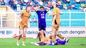 Laga-pekan-keenam-BRI-Super-League-antara-Bhayangkara-Presisi-vs-Persik-Kediri.jpg