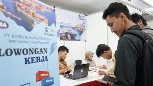 Lanjutkan-Tren-Sebelumnya-Pemkot-Surabaya-Targetkan-Pengangguran-Turun.jpg