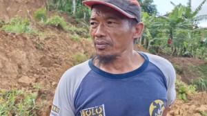 Marjuki-pemilik-rumah-yang-tertimbun-longsor-di-Desa-Wagir-Kidul.jpg
