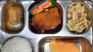 Menu-MBG-SDN-12-Benua-Kayong-Ketapang-ikan-hiu-filet-goreng.jpg