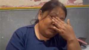 Nur-Hayati-saat-dikonfirmasi-di-kediamannya-dan-menunjukkan-surat-tagihan-PLN.jpg